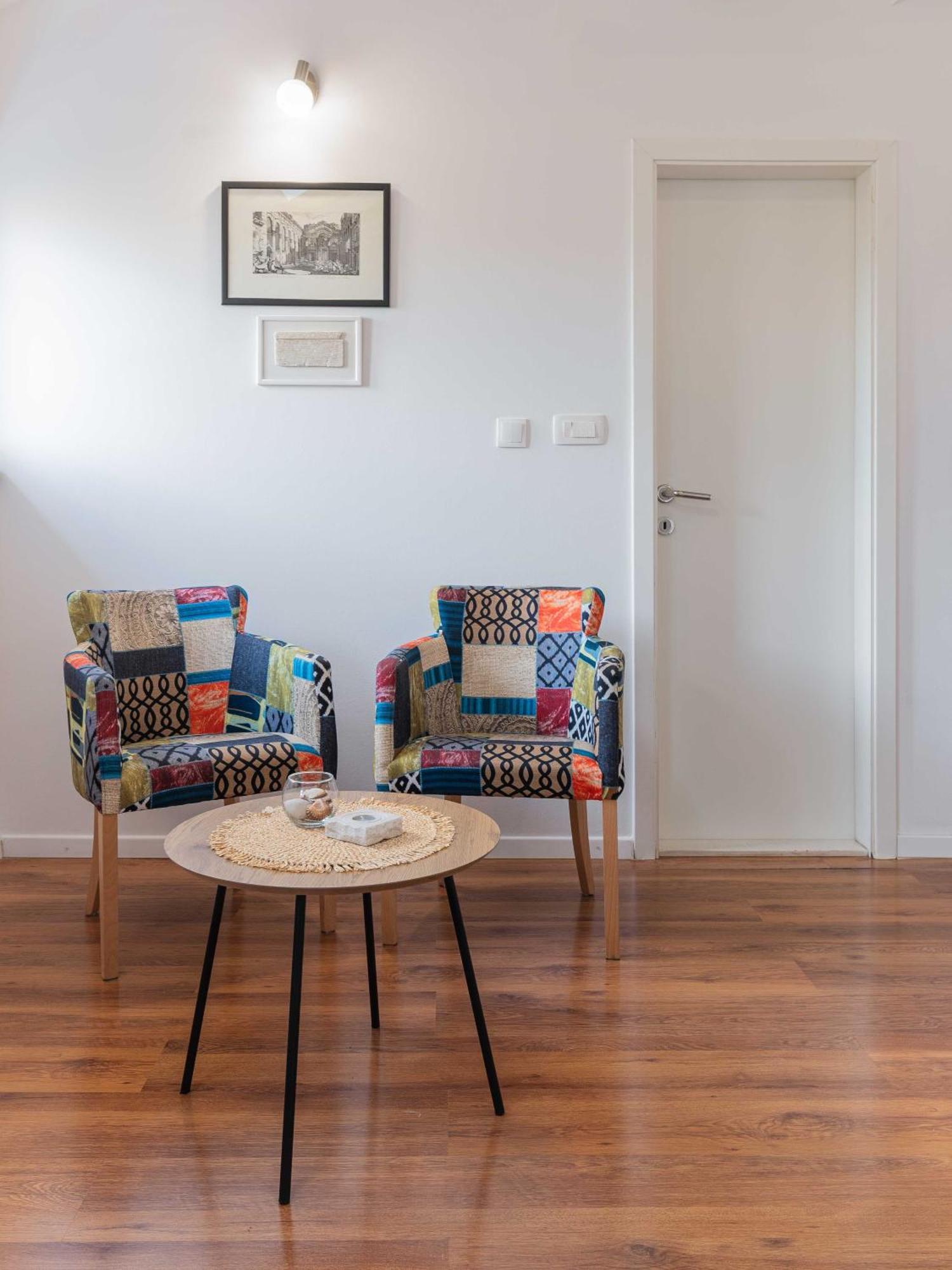 Apartament The Charm *